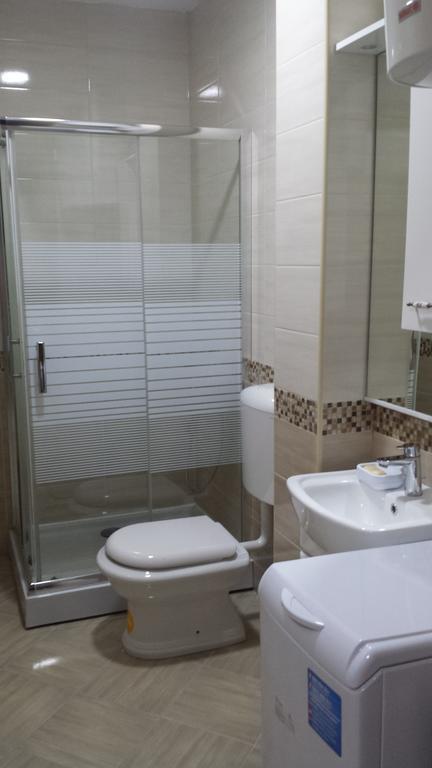 Apartment Fini ติวัต ภายนอก รูปภาพ
