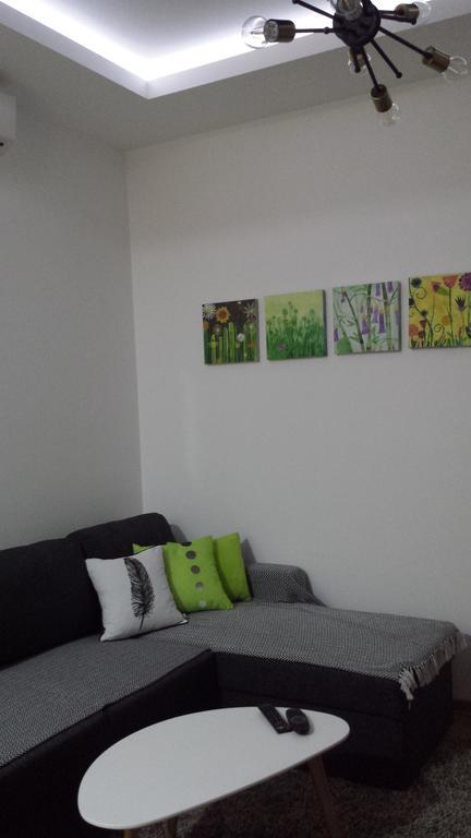 Apartment Fini ติวัต ภายนอก รูปภาพ