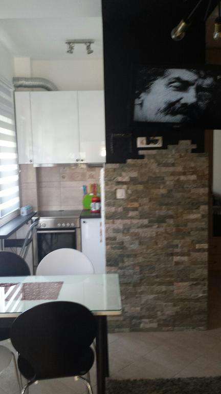 Apartment Fini ติวัต ภายนอก รูปภาพ